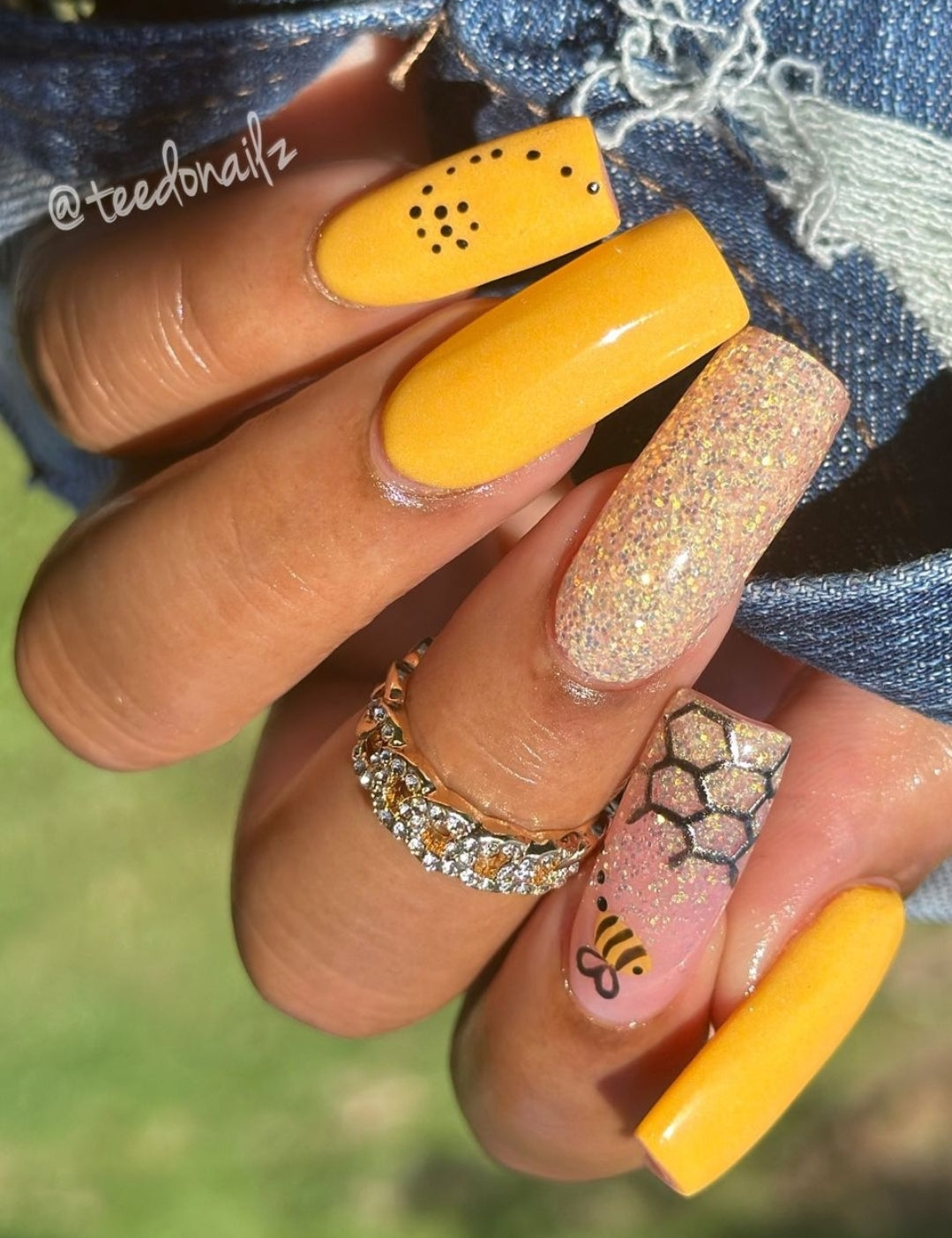 Honey Bee Duo