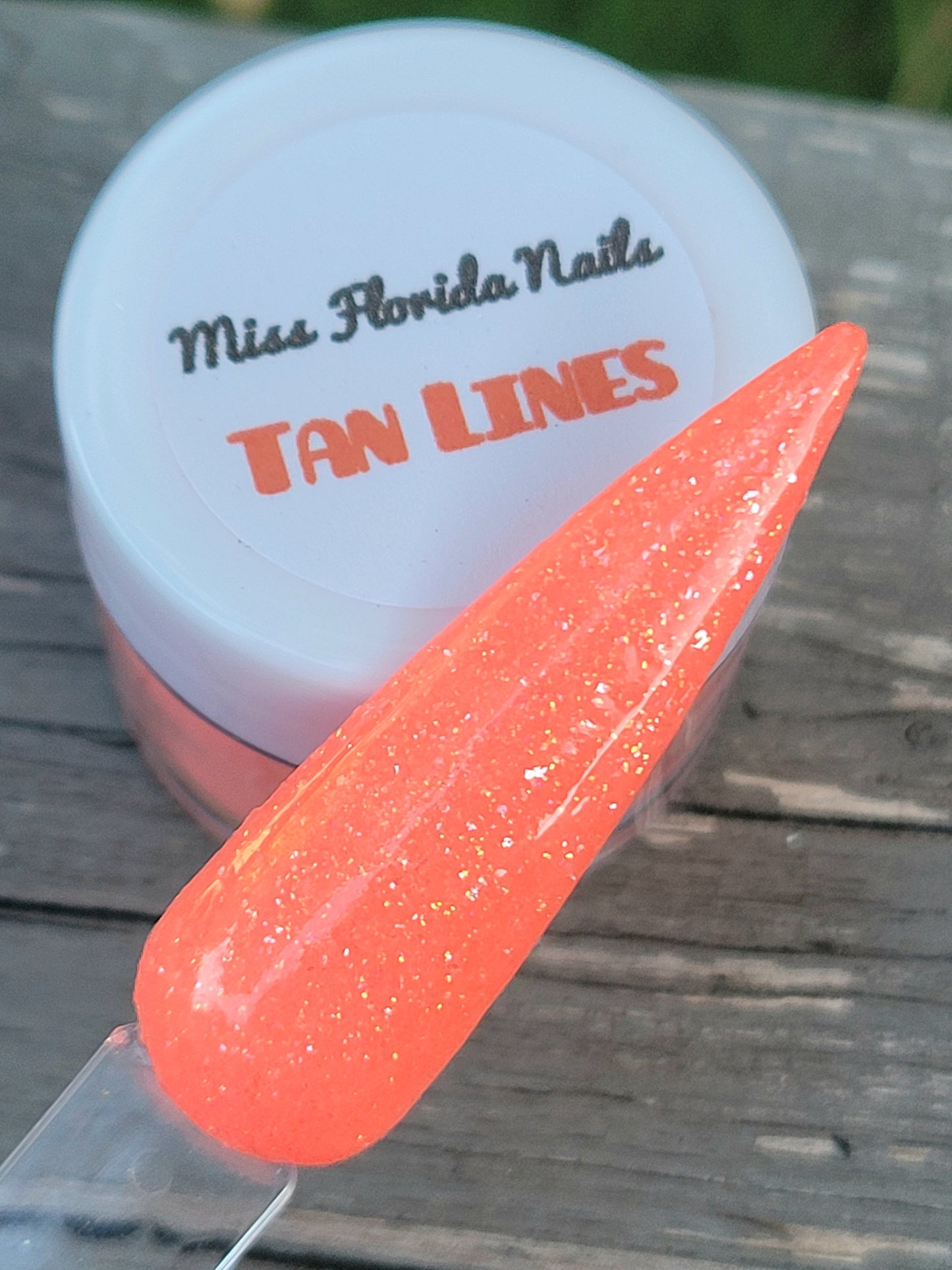 Tan Lines (glows) .25oz